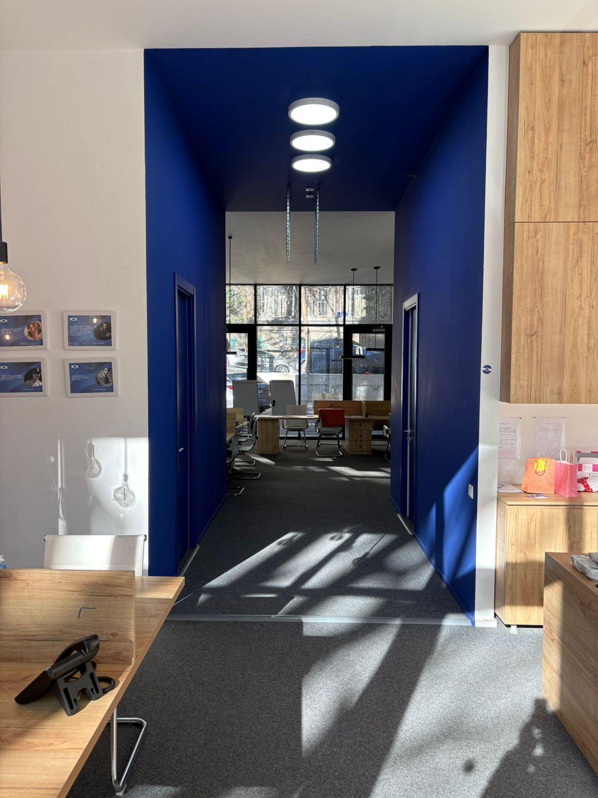Domus Hippodrome, office